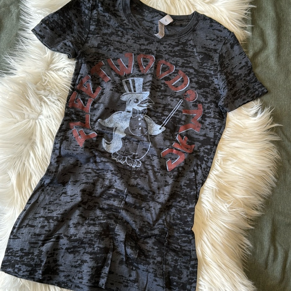 V i n t a g e • Fleetwood Mac concert band tee